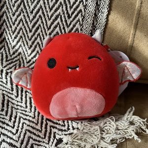 NWT! Squishmallows KARLIE Devil Bat, 4.5"